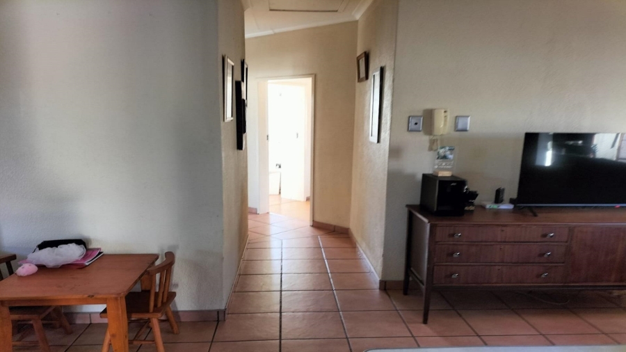 2 Bedroom Property for Sale in Vaalpark Free State